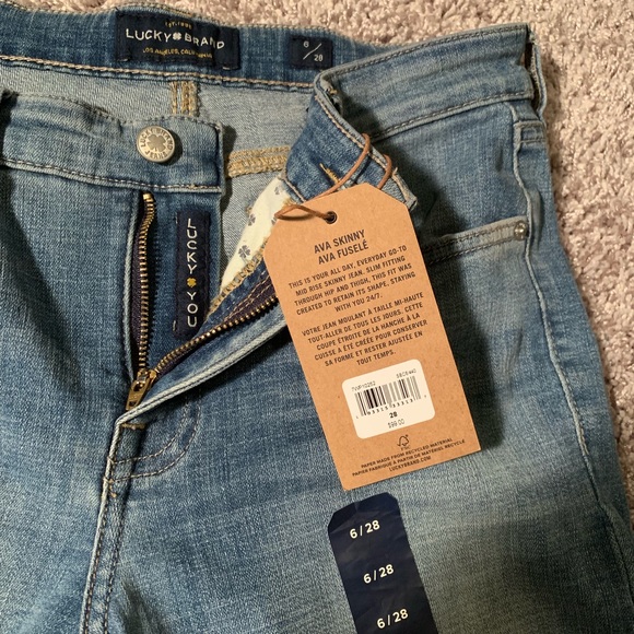 Lucky Brand Women’s Ava Skinny Jeans size 6/28 NWT - Picture 2 of 3